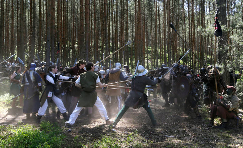 Illustration for article titled Czech Tolkien Fans Stage Enthusiastic Battle Of Five Armies Reenactment